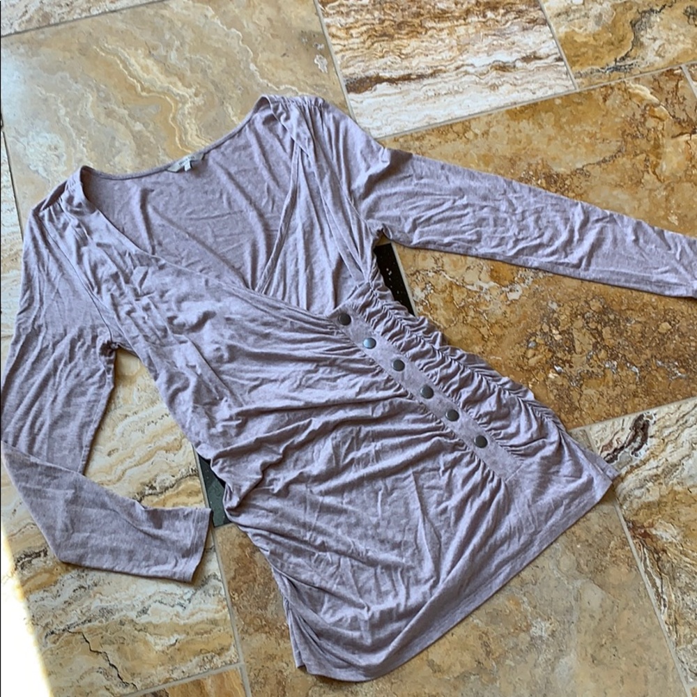 RW & CO. Taupe/Beige ruched rayon/spandex fitted V